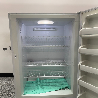 Frigidaire Refrigerator image 2